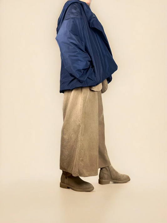 Conjunto BEL beige con chaqueta azul