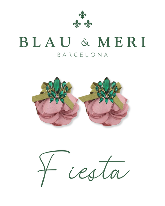 Pendientes de tela y pedrería