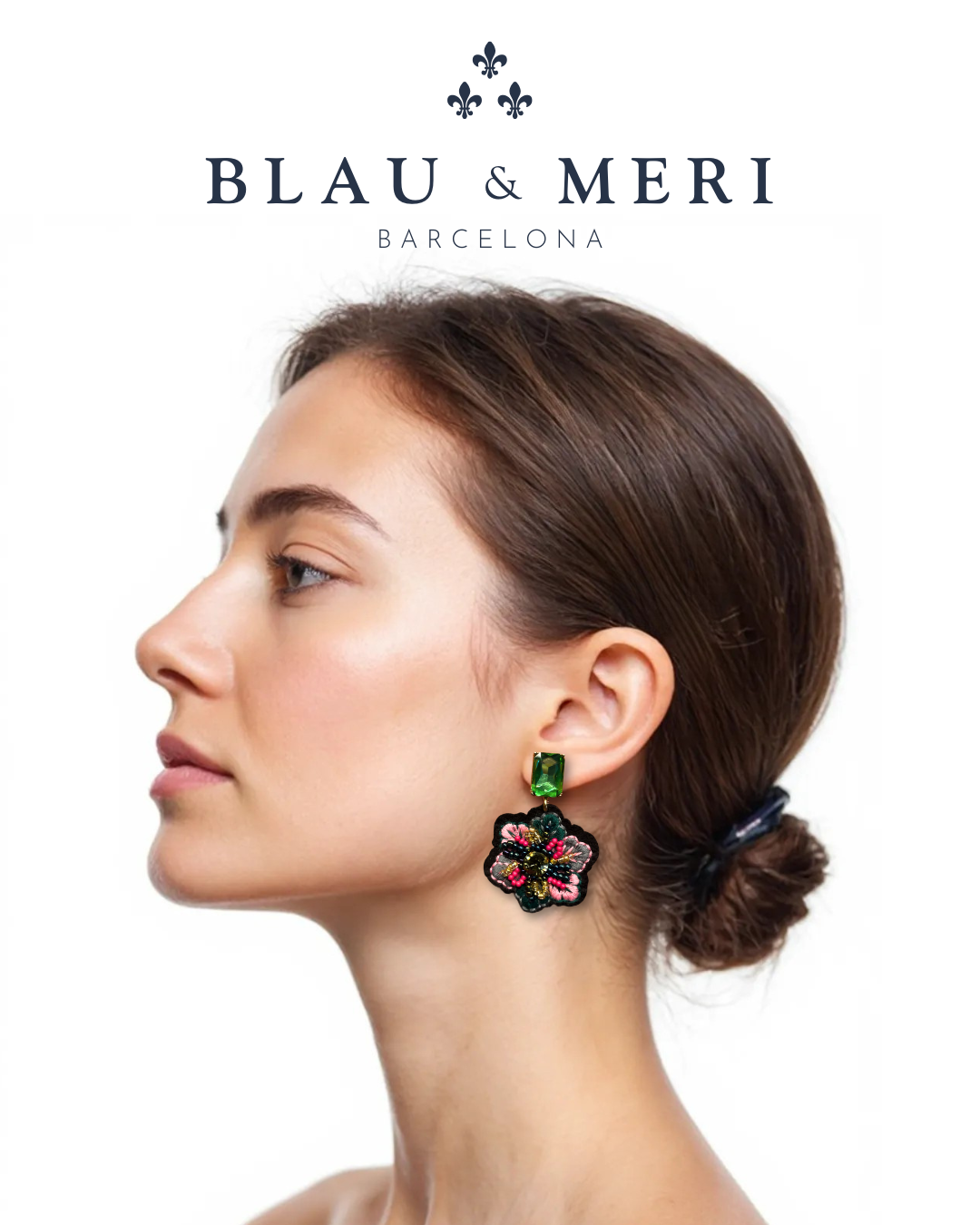 Pendientes pedrería bordados