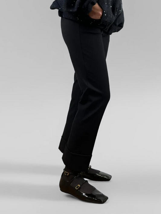 Pantalón vuelta negro