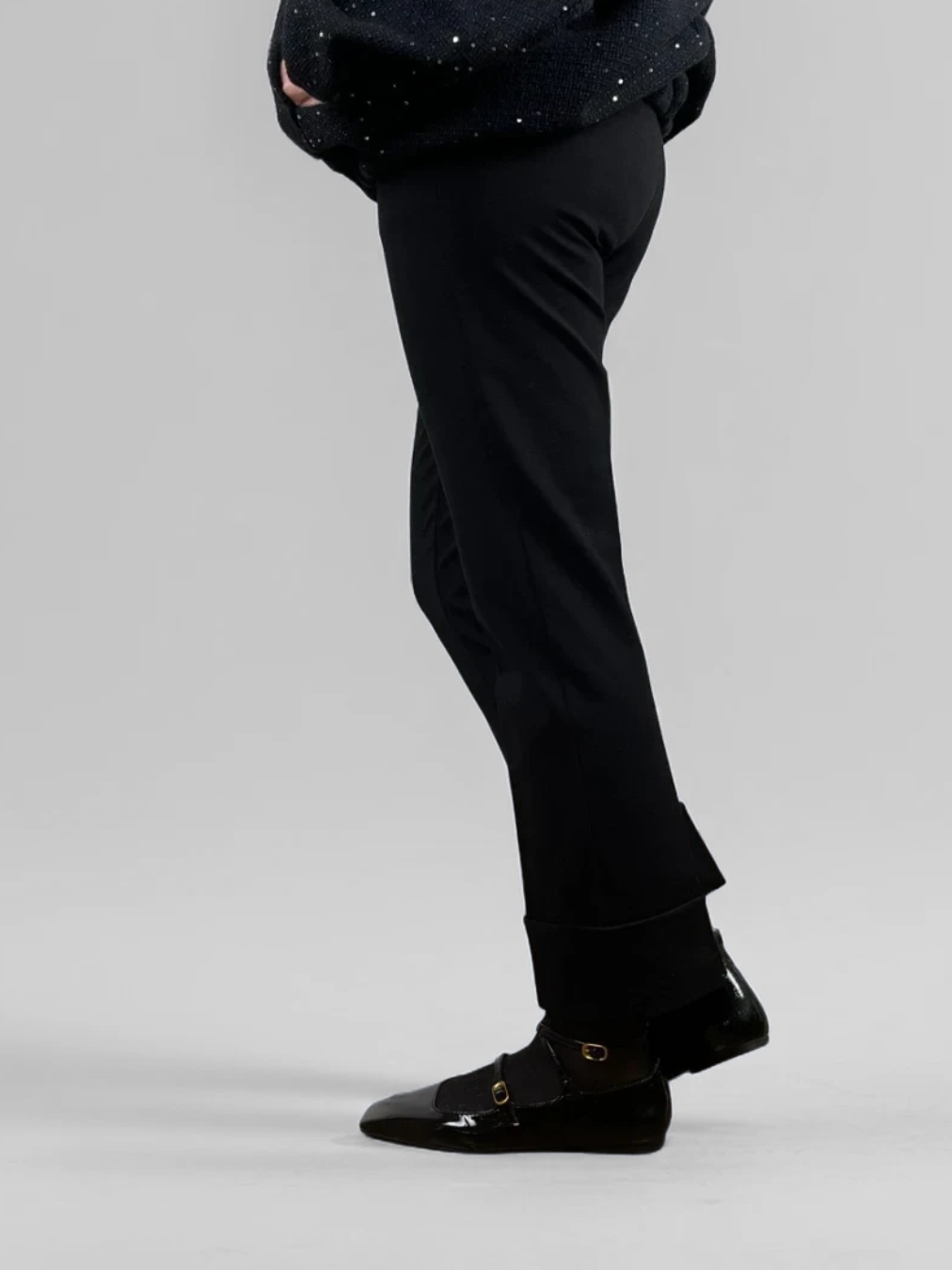 Pantalón vuelta negro