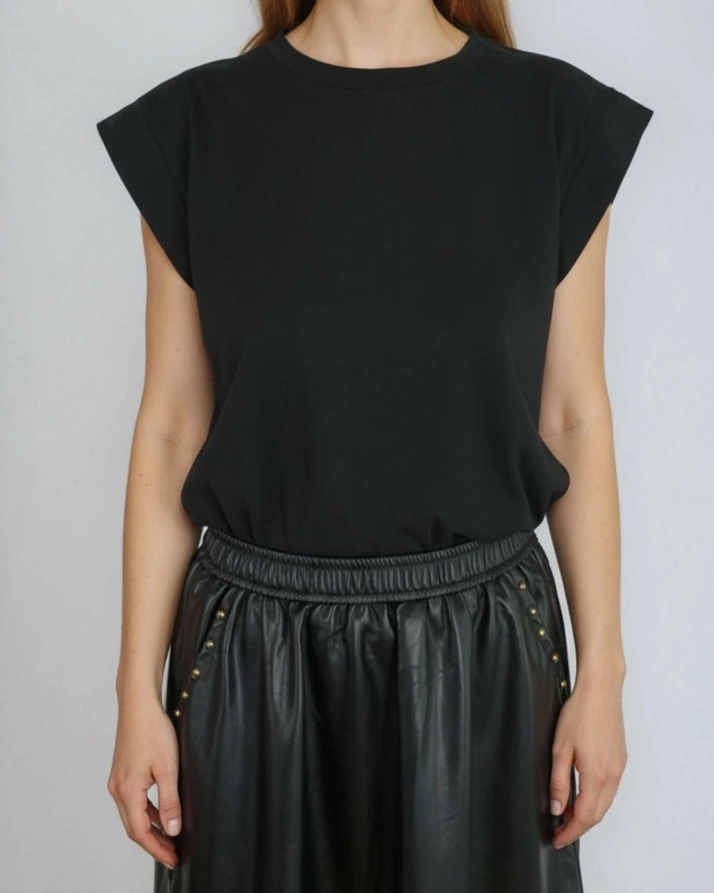 Falda PIEL VEGANA color negro
