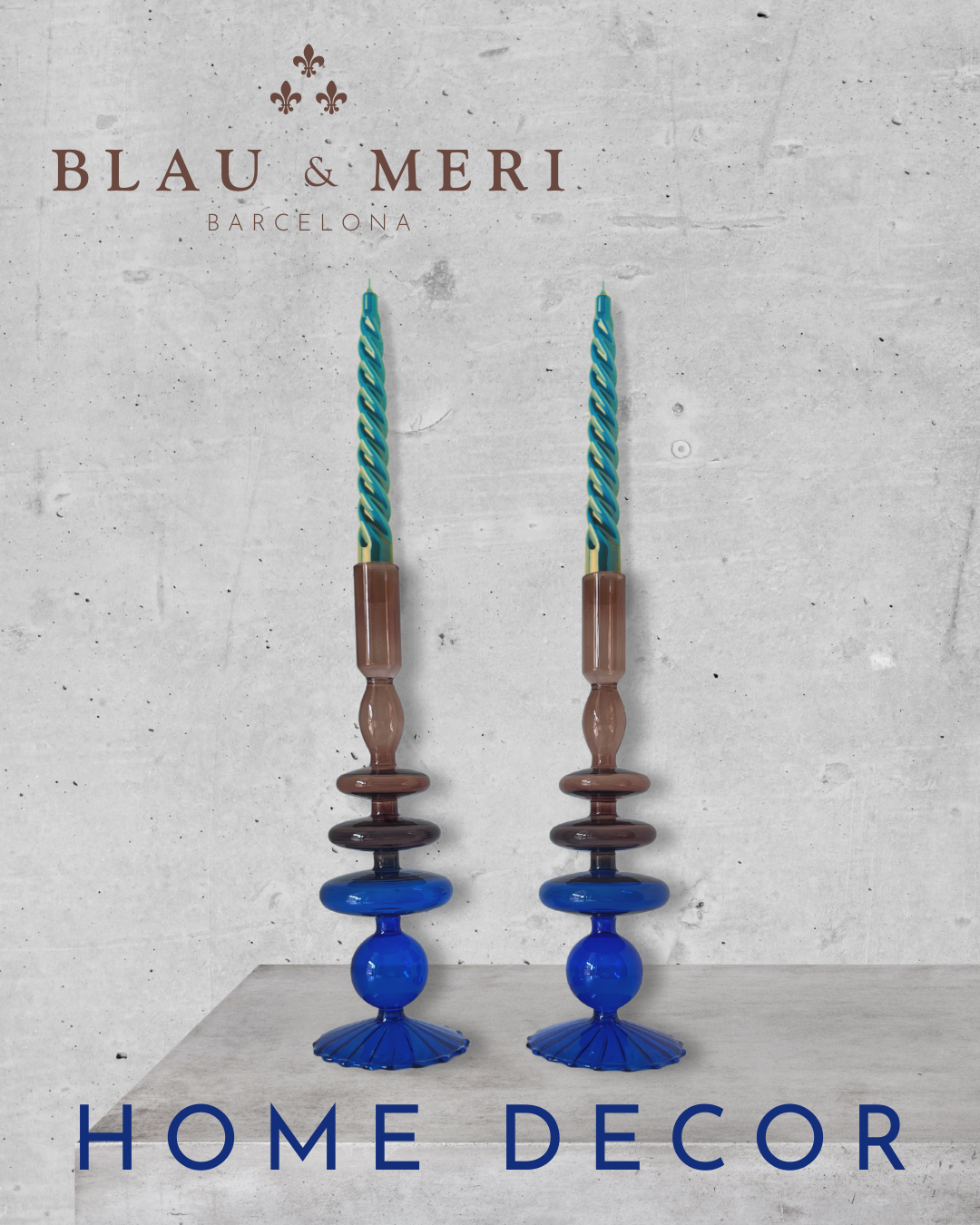 Dos candelabros vidrio bicolor