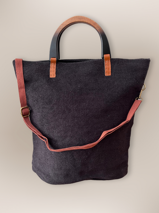 Tote Bag yute color negro asas madera