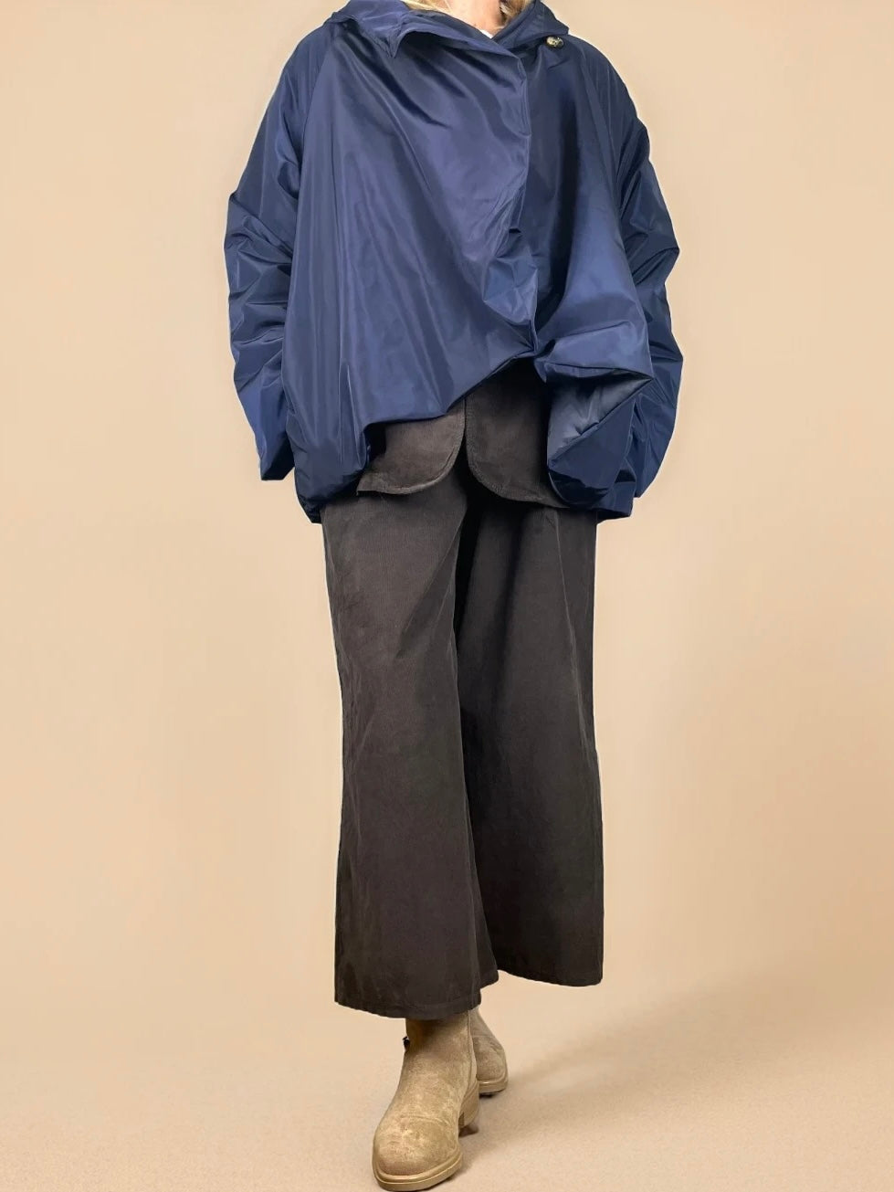 Conjunto BEL verde con chaqueta azul