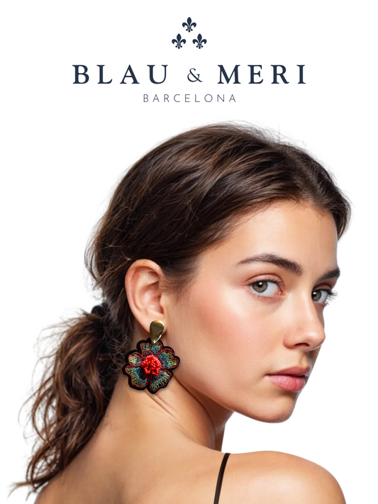 Pendientes bordados