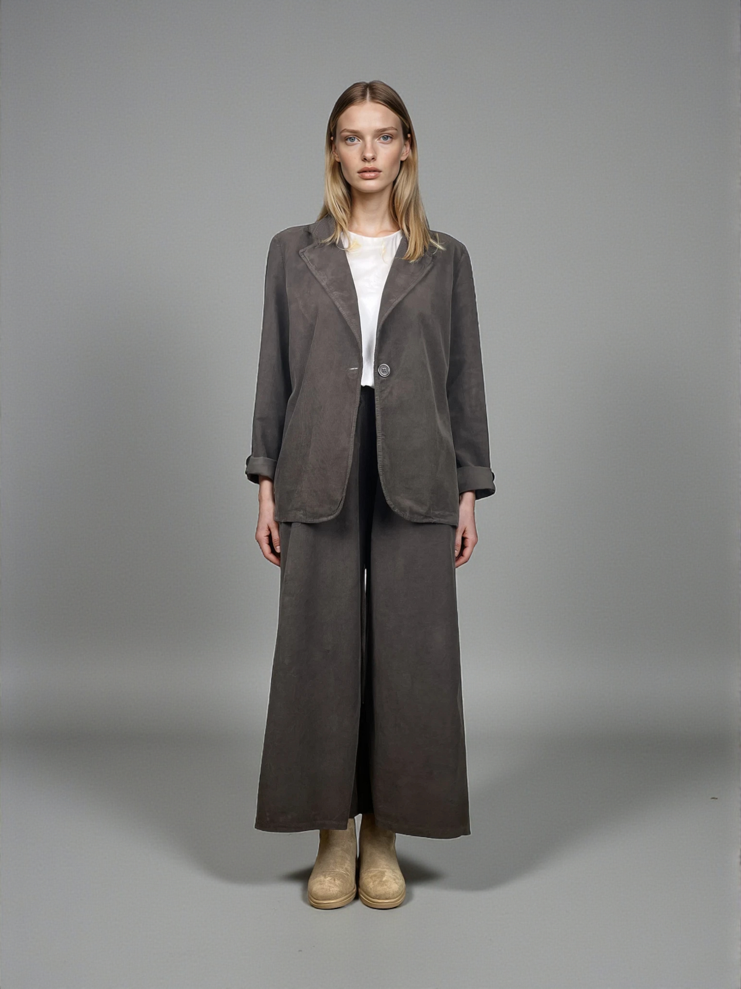 Conjunto BEL marrón con chaqueta azul