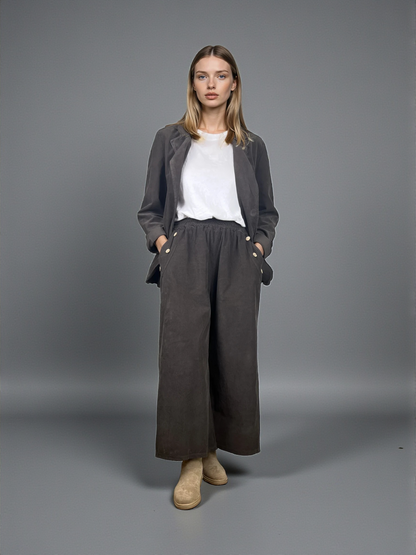 Conjunto BEL marrón con chaqueta azul