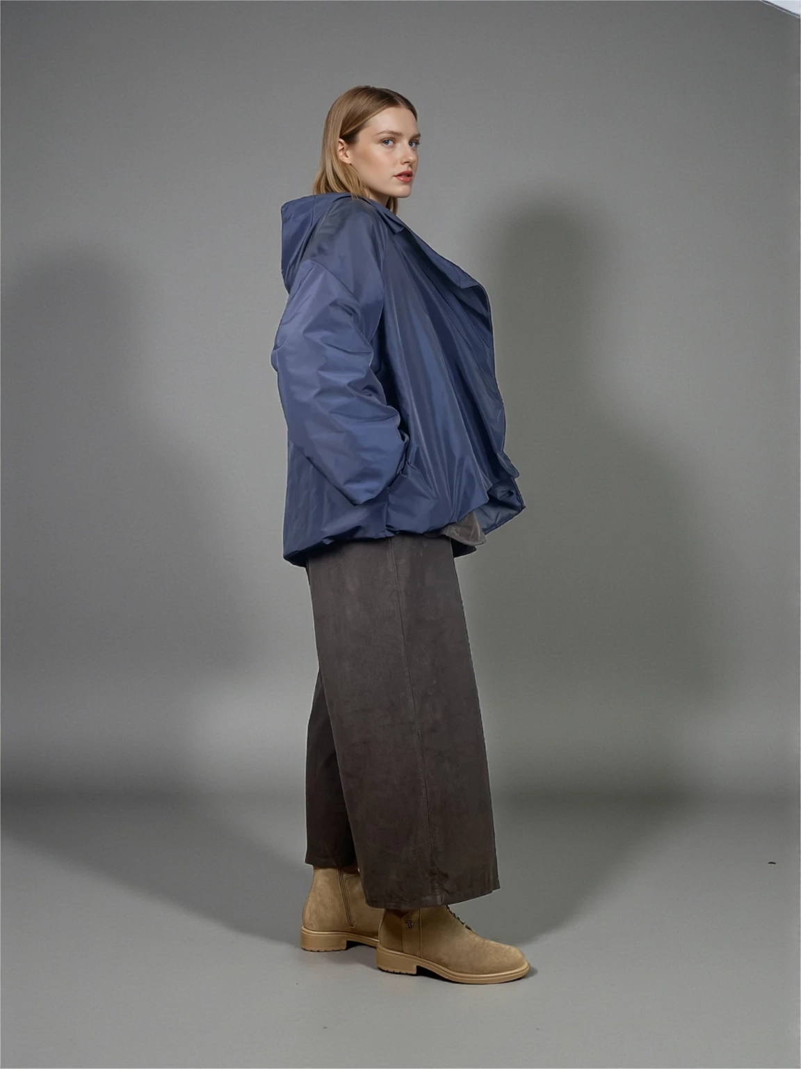 Conjunto BEL marrón con chaqueta azul