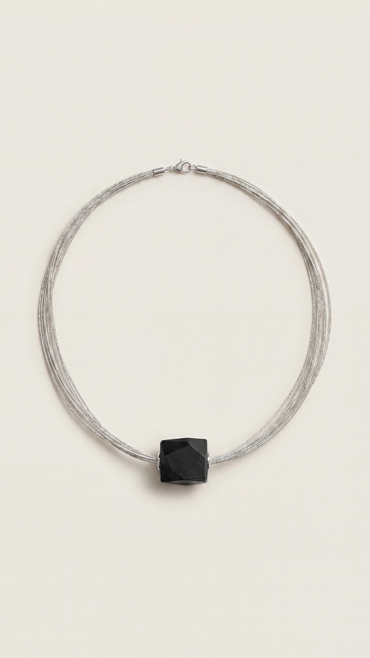 Collar metacrilato negro
