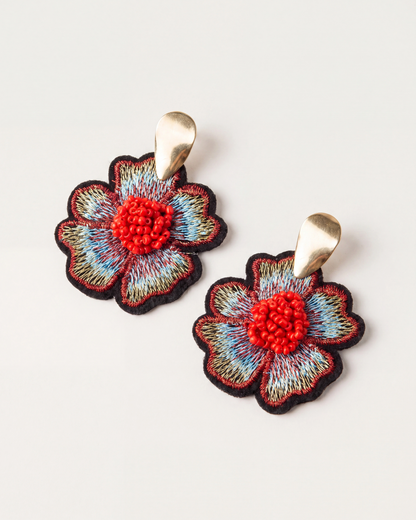 Pendientes bordados