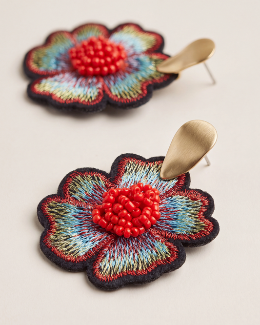 Pendientes bordados